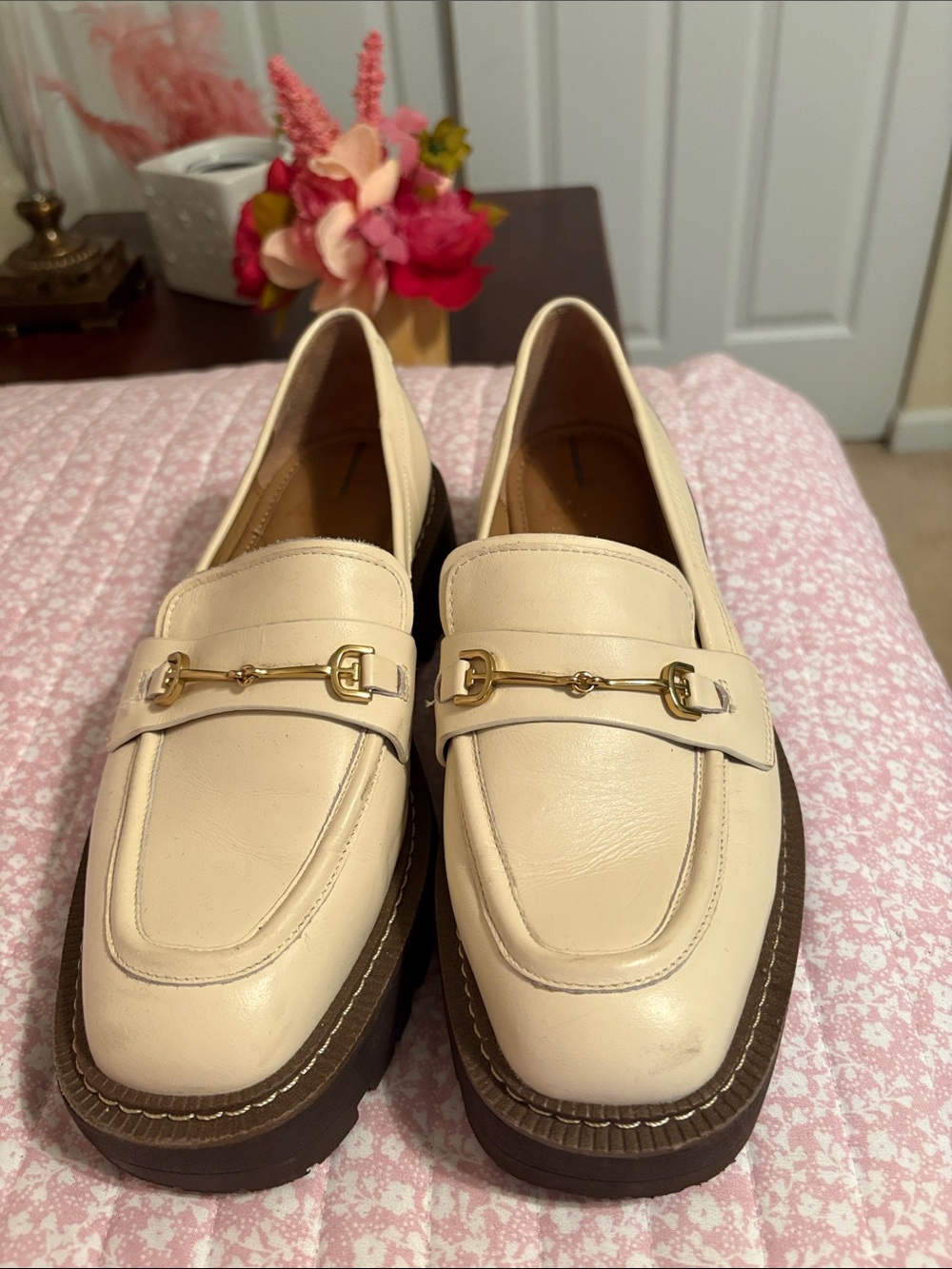 Sam Edelman Cream Leather Loafers with Gold Horsebit
